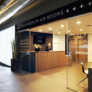 Air Rooms Madrid Airport By Premium Traveller in Madrid