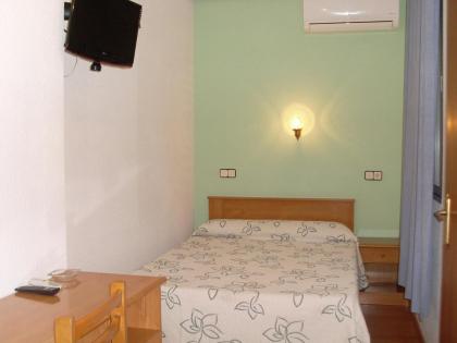 Hostal Fernandez - image 23