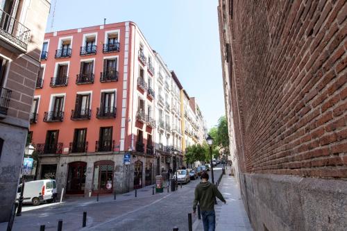 Apartamentos Madrid Gran via centro puerta del sol - main image