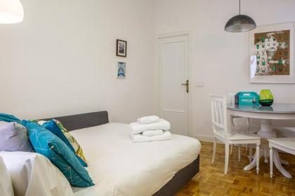 Lovely and Chic 1 Bedroom Apartment next to Atocha - image 11