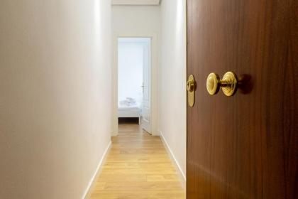 Lovely 1Bed in heart of Madrid - 2 min from tube - image 11