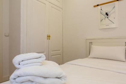 Lovely 1Bed in heart of Madrid - 2 min from tube - image 19
