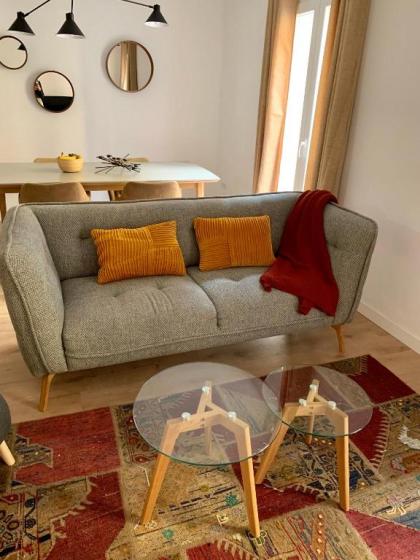 Modern & Chic 2BR/2BA apartment in trendy Chueca - image 11
