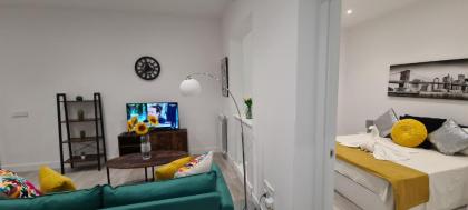 Oshun - Cozy Apartment in Malasaña - image 18