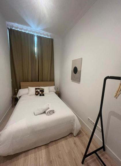 Cool&Central Apt para 7pax en Justicia-Centro - image 26
