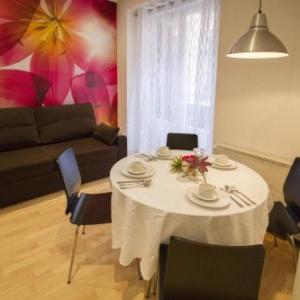 Foster Apartamentos Sol 