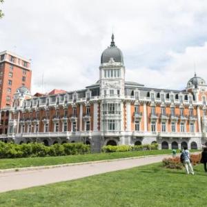 Feelathome Madrid Suites Apartments
