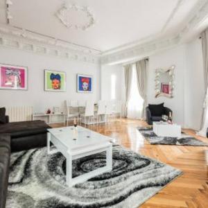mF AttIC WItH GREAt VIEWS madrid