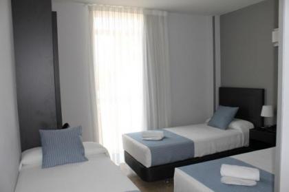 Hotel Barajas Plaza - image 12
