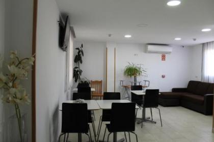 Hotel Barajas Plaza - image 20