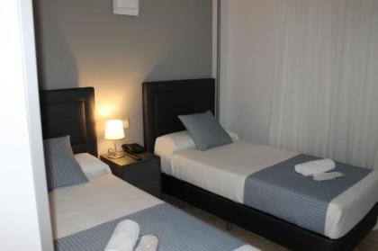 Hotel Barajas Plaza - image 6