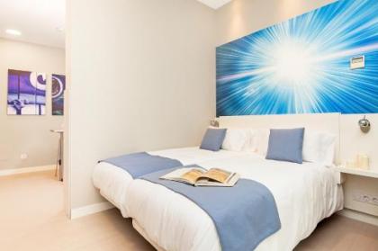 Blume Cruz Suites - image 5