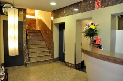 Hostal Ballesta - image 10