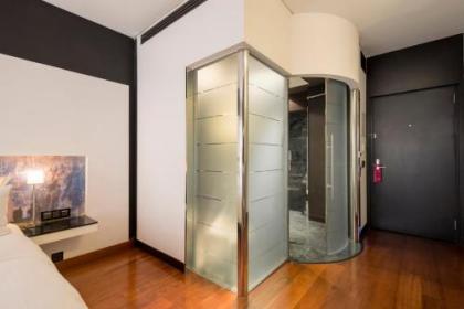 Hilton Madrid Airport - image 20