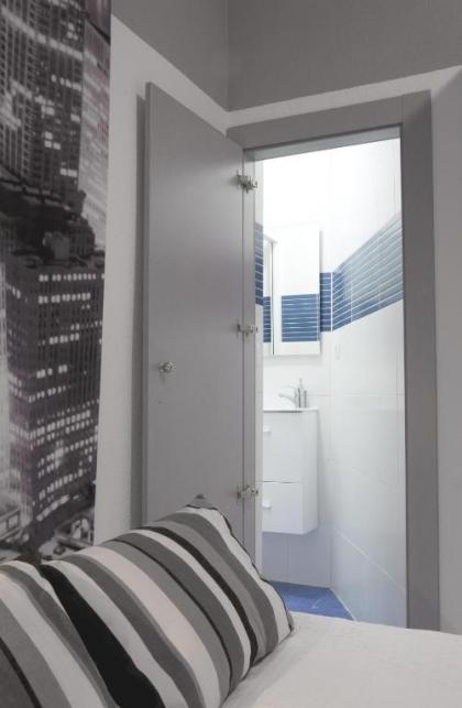 Woohoo Hostal Madrid - image 16