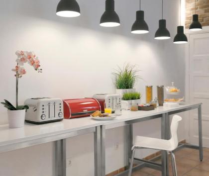 Woohoo Hostal Madrid - image 4
