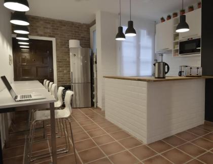 Woohoo Hostal Madrid - image 9