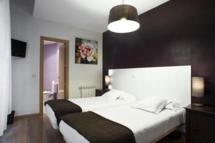 THC Gran Via Hostel - image 8