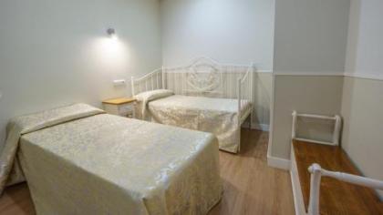 Hostal Madrid - image 11