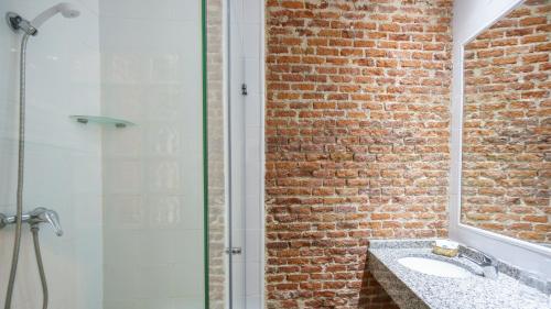 Hostal Madrid - image 5