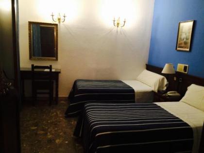 Hostal Sonsoles Madrid-Centro - image 10