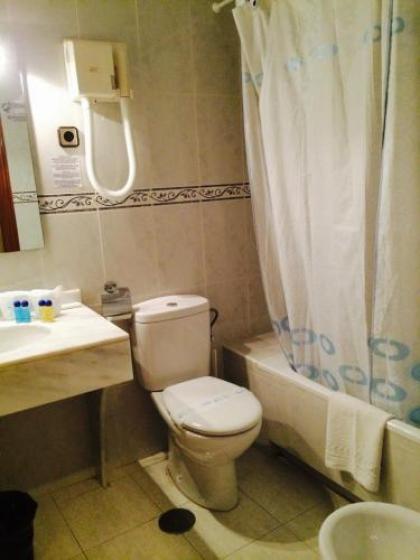 Hostal Sonsoles Madrid-Centro - image 8