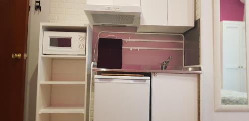Hostal Los Alpes - image 4