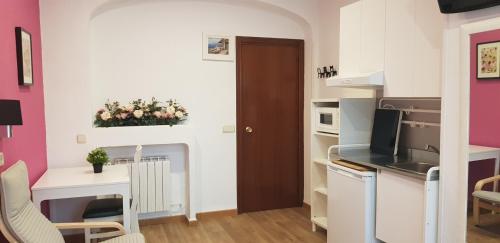 Hostal Los Alpes - image 6