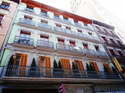 Hostal La Fontana - image 1