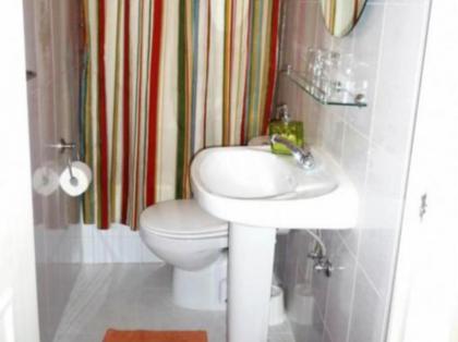 Hostal La Fontana - image 10