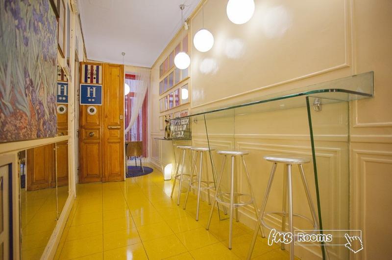 Hostal La Fontana - image 4