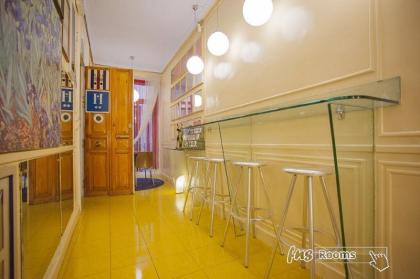 Hostal La Fontana - image 5