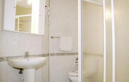 Hostal Continental - image 17