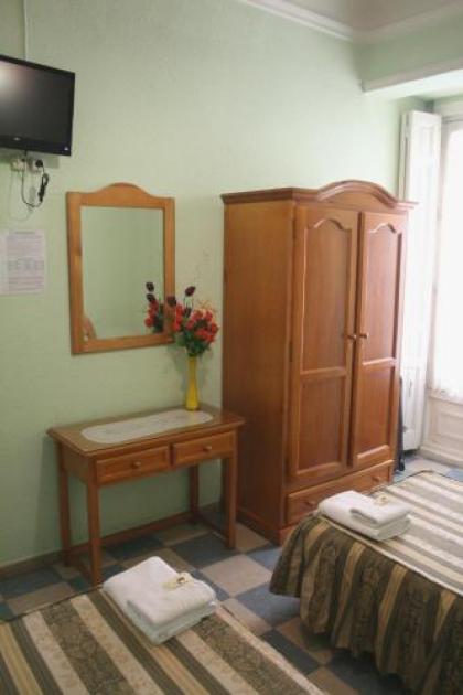 Hostal Continental - image 5