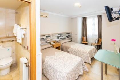 Hostal Viky - image 16