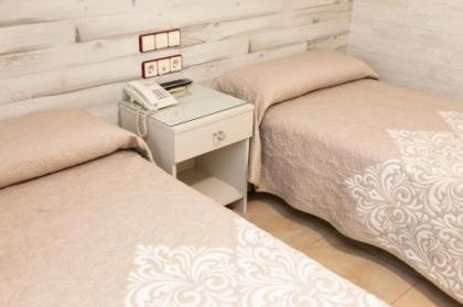 Hostal Viky - image 17
