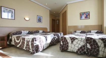 Hotel Mediodia - image 11