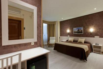 Hotel Mediodia - image 12