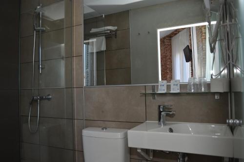 Hostal San Lorenzo - image 4