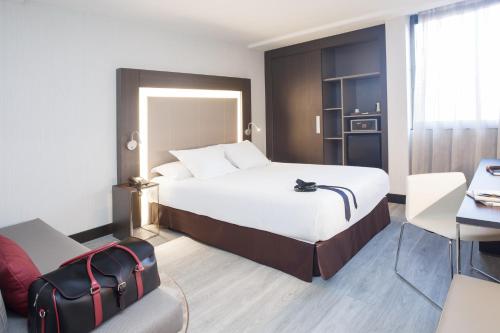 Novotel Madrid Center - image 2