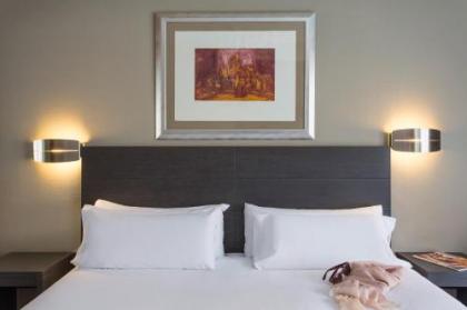 Mercure Madrid Centro - image 11
