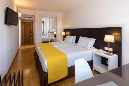 Rafaelhoteles Atocha - image 20