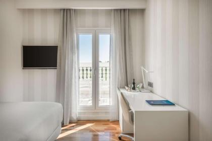 NH Madrid Nacional - image 7