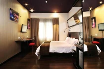 Hotel Avenida Gran Via - image 7