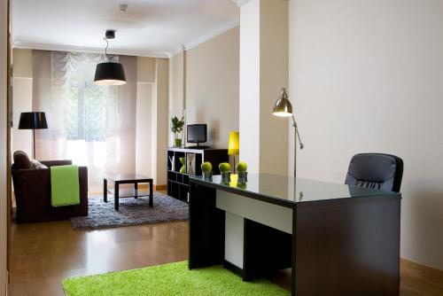 Apartamentos TH La Florida - image 4