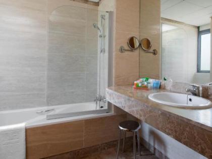 Apartamentos TH La Florida - image 6