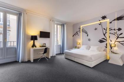 Room Mate Mario - image 1