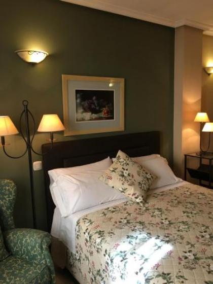 Apartamentos Caballero de Gracia - image 10