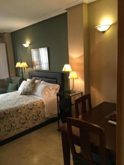 Apartamentos Caballero de Gracia - image 18