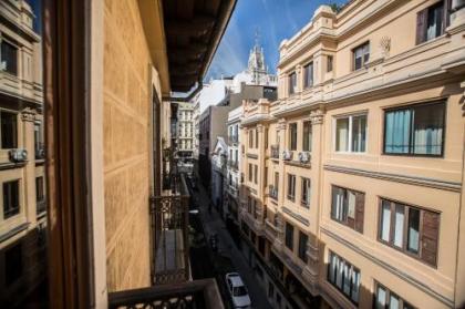 Apartamentos Caballero de Gracia - image 4